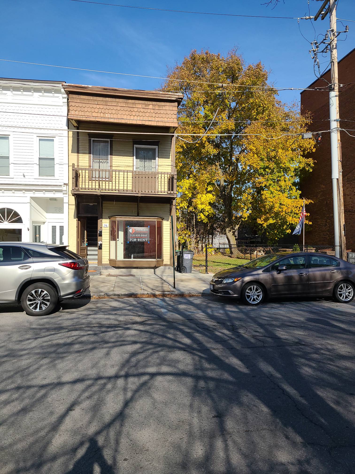 76 Front ST